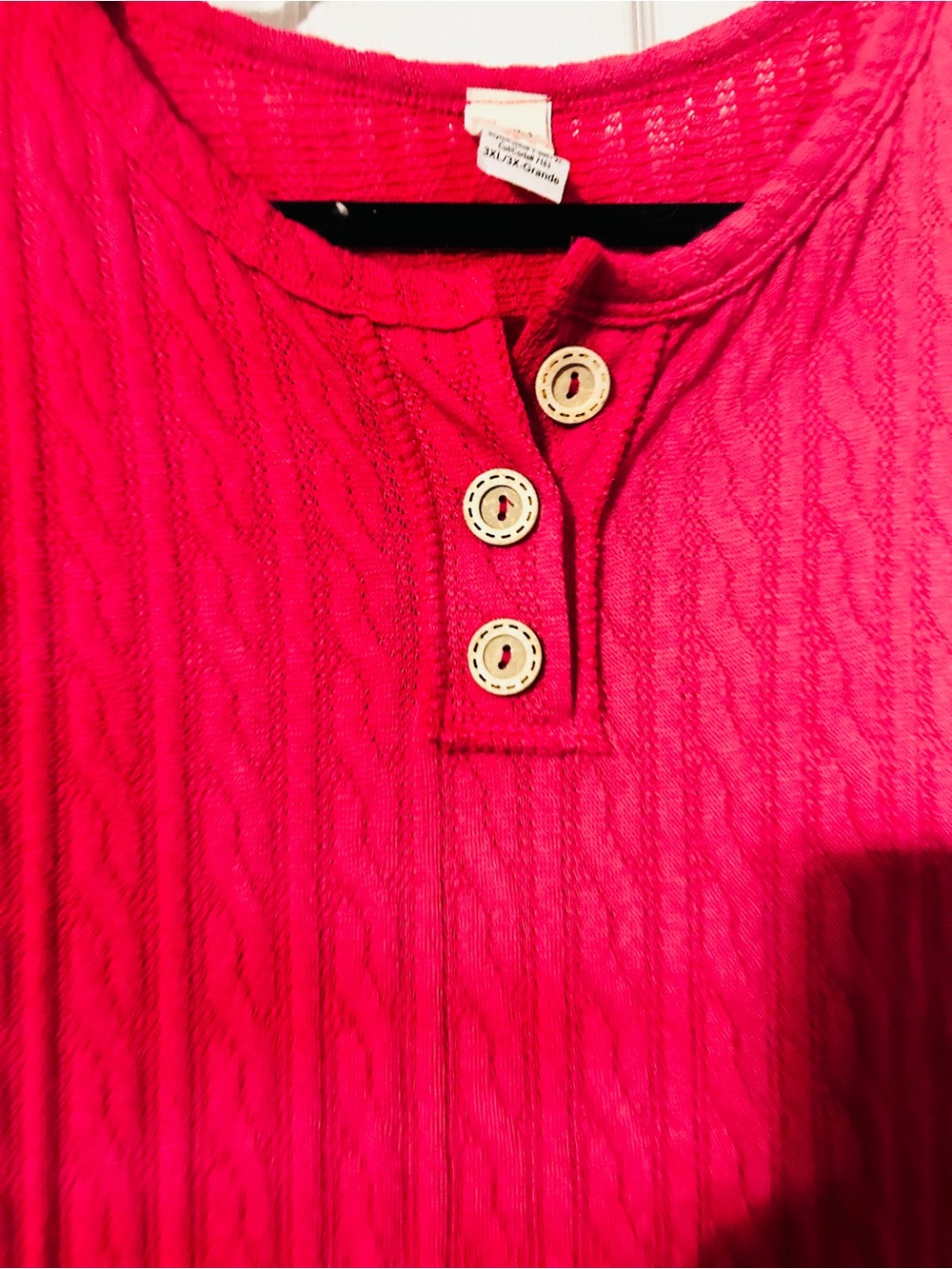 NWOT 7th Ray pink Cable-Knit Henley with Wooden Buttons - Picture 2 of 4